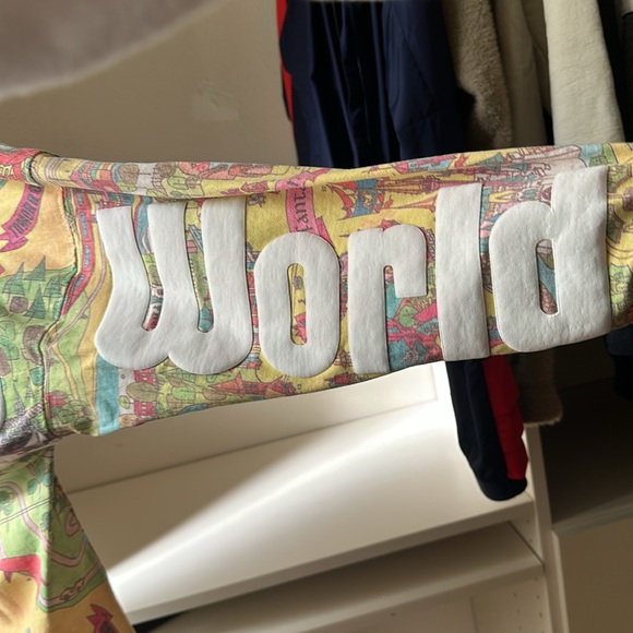 Walt Disney World Spirit Jersey Vault Retro Map Long Sleeve Size S - Picture 3 of 6